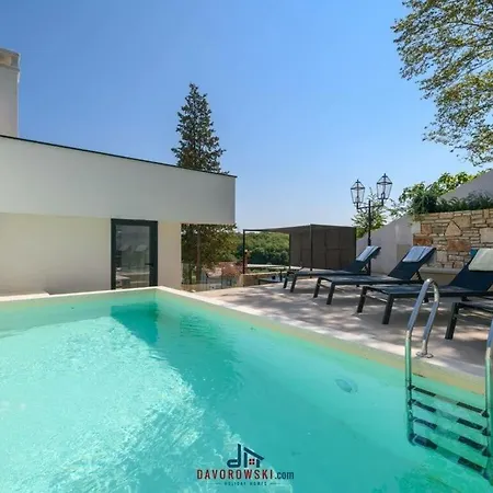 Barmel Ii Villa Pula